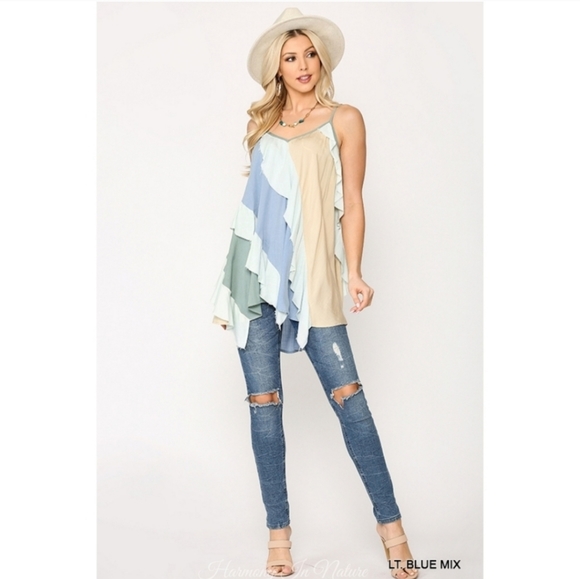 Color Block Sleeveless Top - Picture 8 of 8